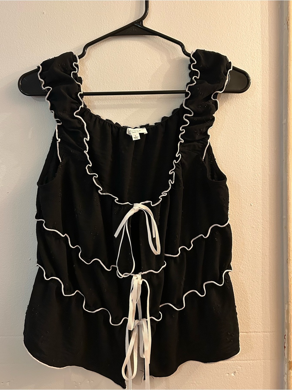 Black Ruffle Tie-Front Women's Tank Top